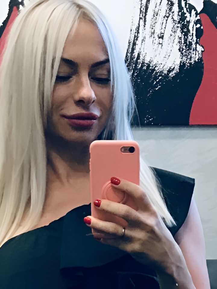 Гертруда привлекальеная девушка из Чехова цена от 2500 руб