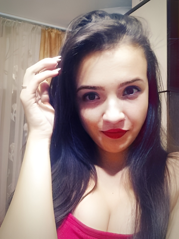 Оксана привлекательная девушка из Чехова цена от 2500 руб