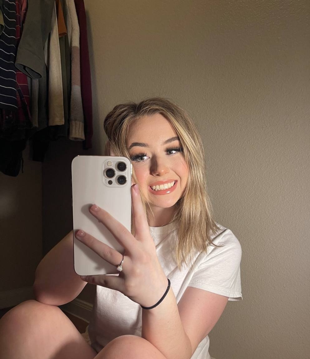 Ника привлекальеная девушка из Чехова цена от 3000 руб