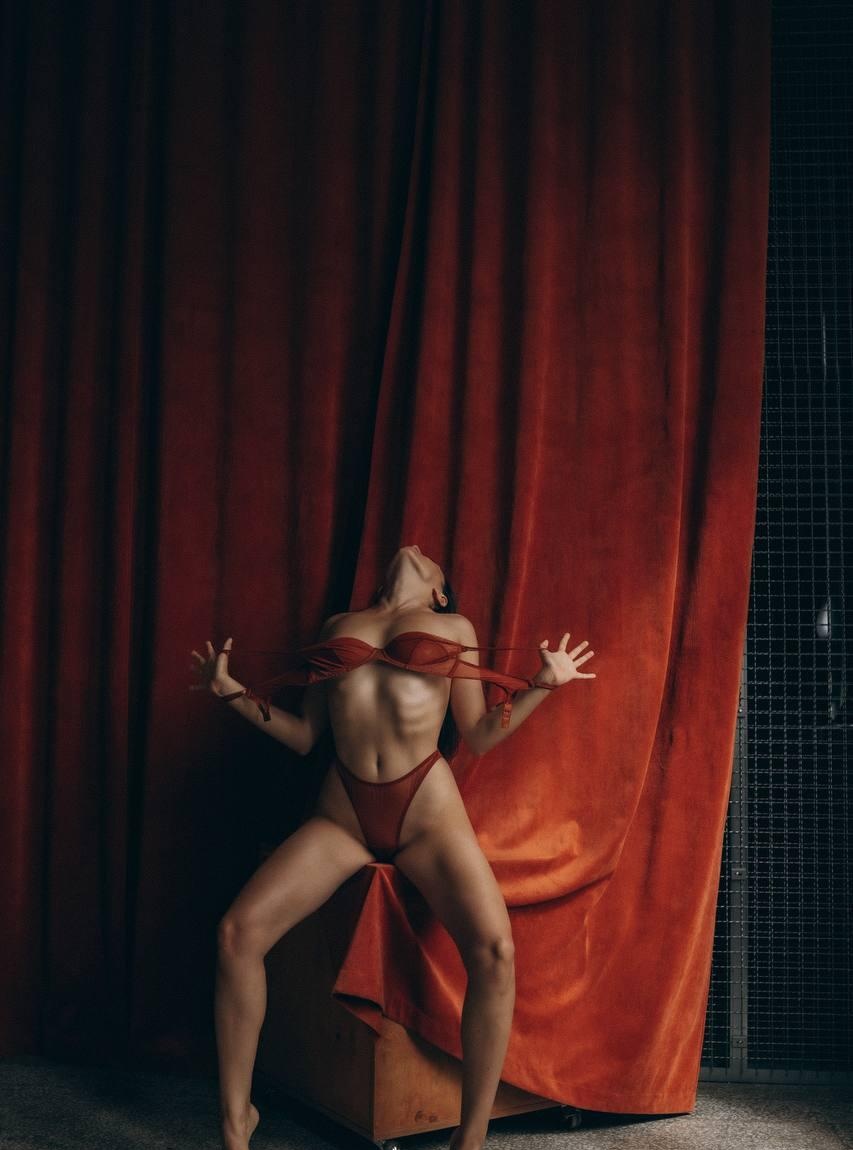 Таисия привлекальеная девушка из Чехова цена от 6000 руб