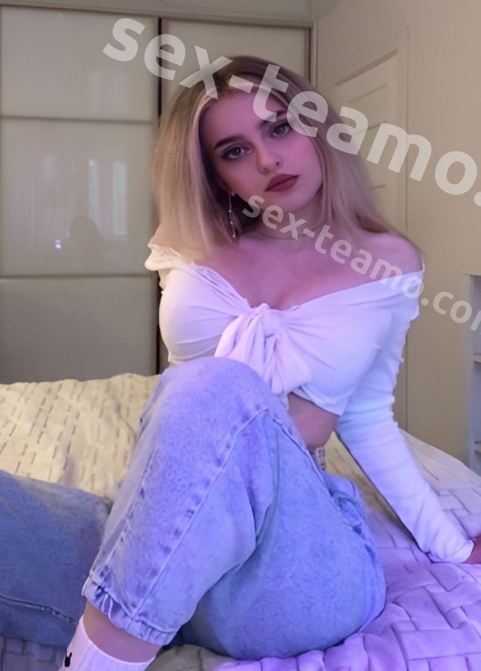 Роксана привлекательная девушка из Чехова цена от 3000 руб