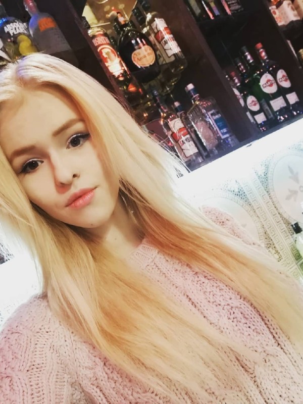 Инга привлекательная девушка из Чехова цена от 3500 руб