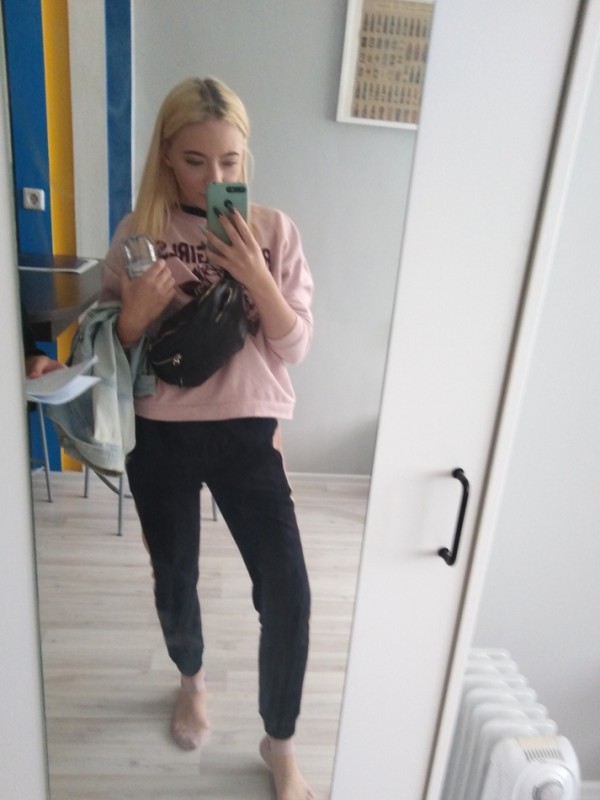 Рита привлекательная девушка из Чехова цена от 3000 руб