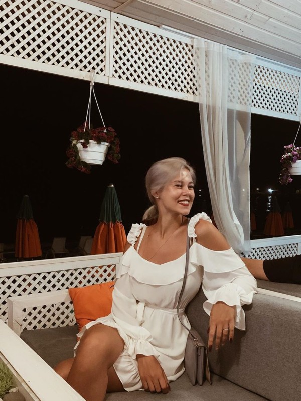 Маргоша привлекательная девушка из Чехова цена от 3500 руб