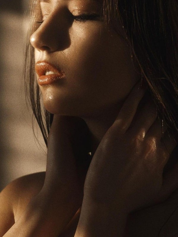 Ангелина привлекательная девушка из Чехова цена от 8000 руб