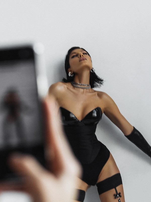 Урсула привлекательная девушка из Чехова цена от 10000 руб